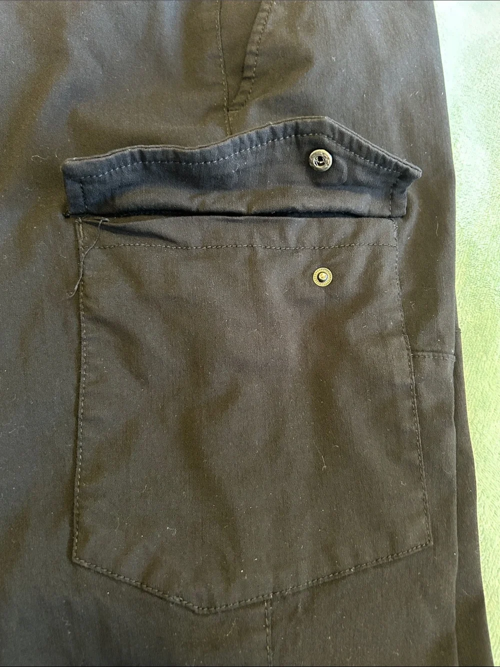 Projek Raw Men's Black Cargo Pants with Slim Taper